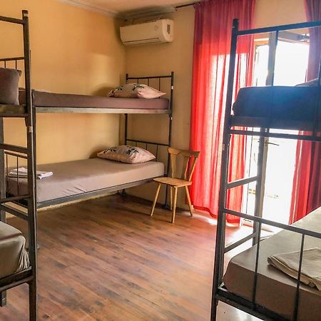 Hostel Anton Tivat Bagian luar foto