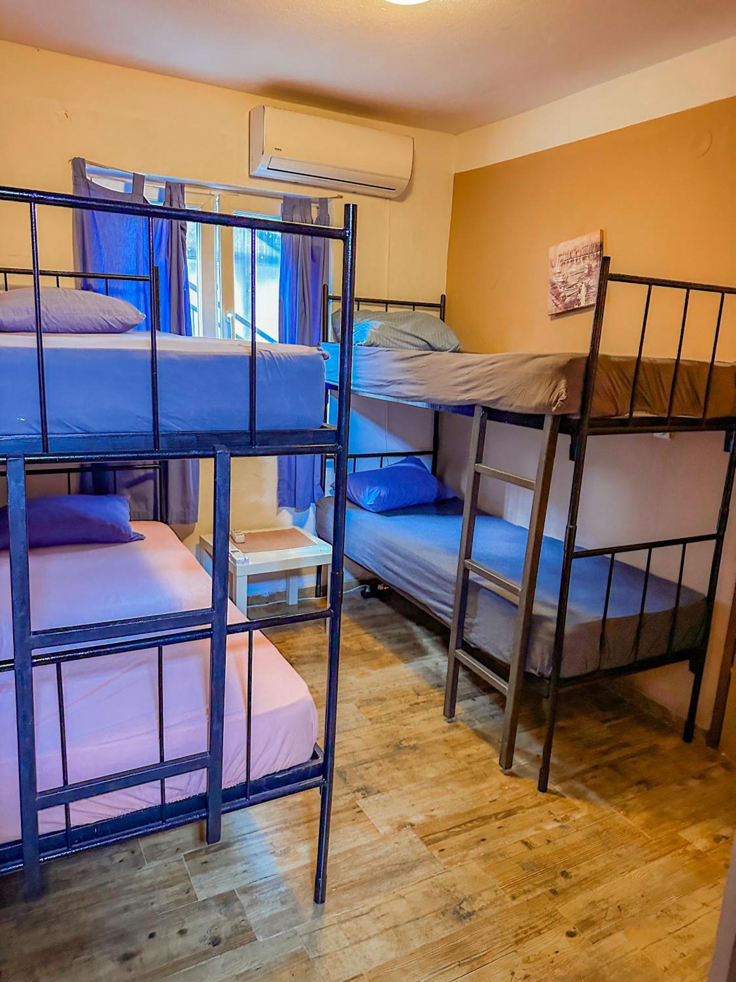Hostel Anton Tivat Bagian luar foto