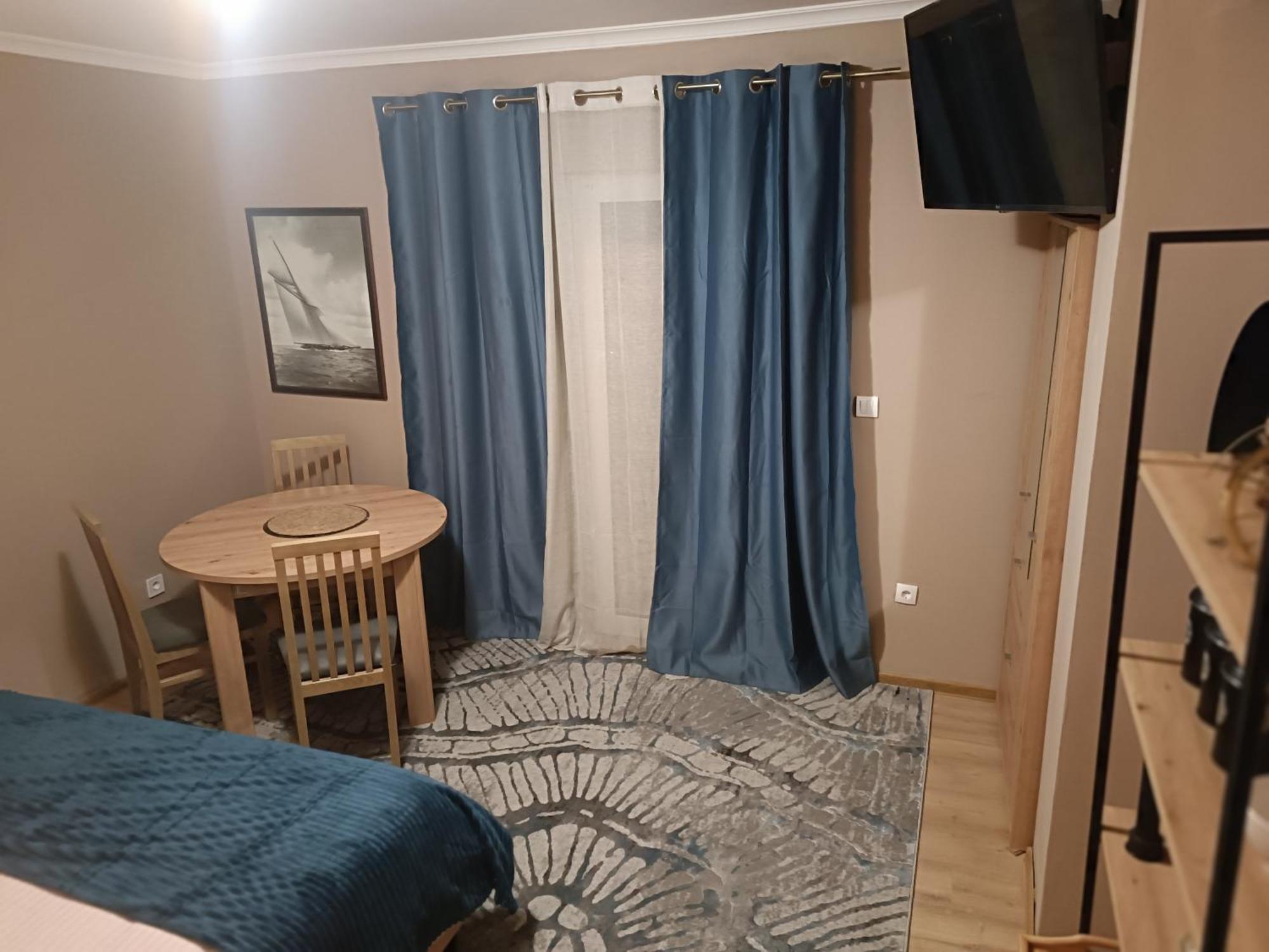 Hostel Anton Tivat Bagian luar foto
