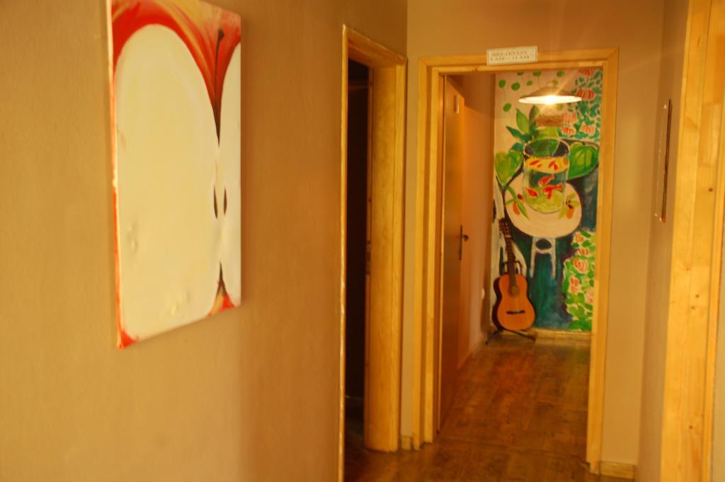 Hostel Anton Tivat Bagian luar foto
