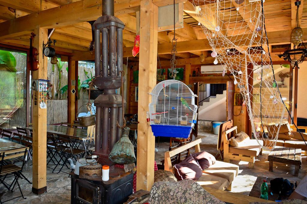 Hostel Anton Tivat Bagian luar foto